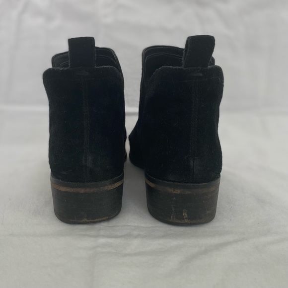 Dolce Vita Black Suede Flat Ankle Bootie - Picture 8 of 11